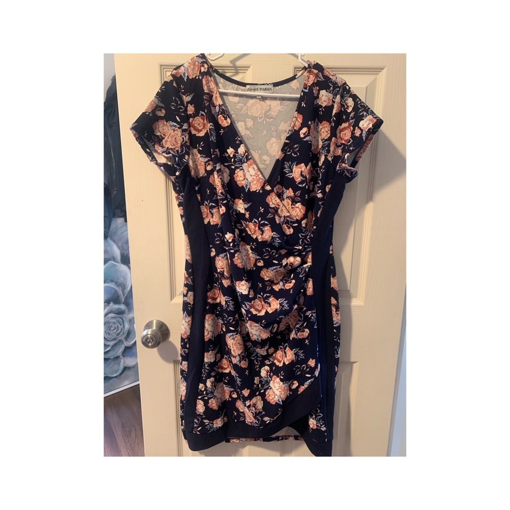Almost famous women’s floral dress 2x
